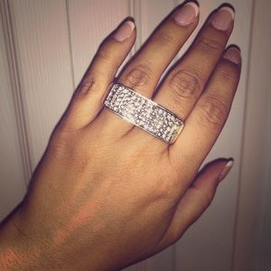 Silver double finger ring